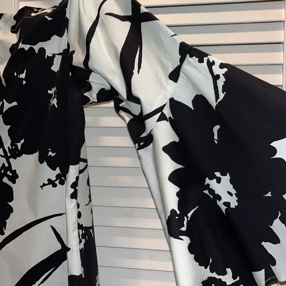 NWT White House Black Market black/white off shoulder top women’s size S - Picture 2 of 10
